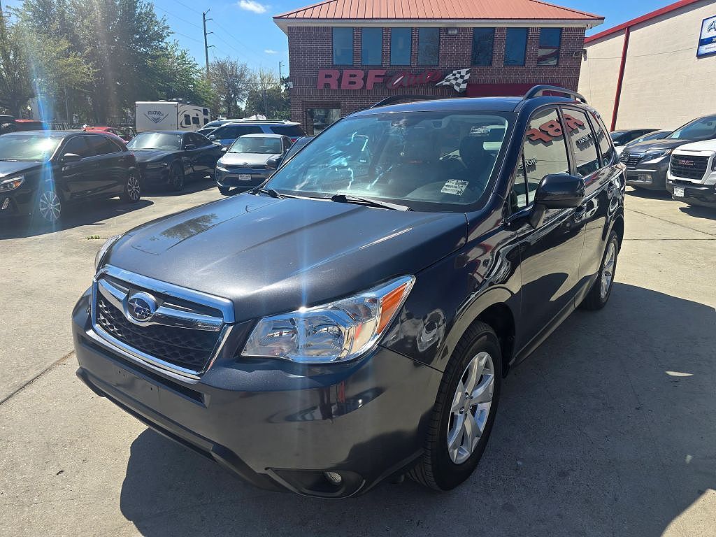 2016 SUBARU Forester