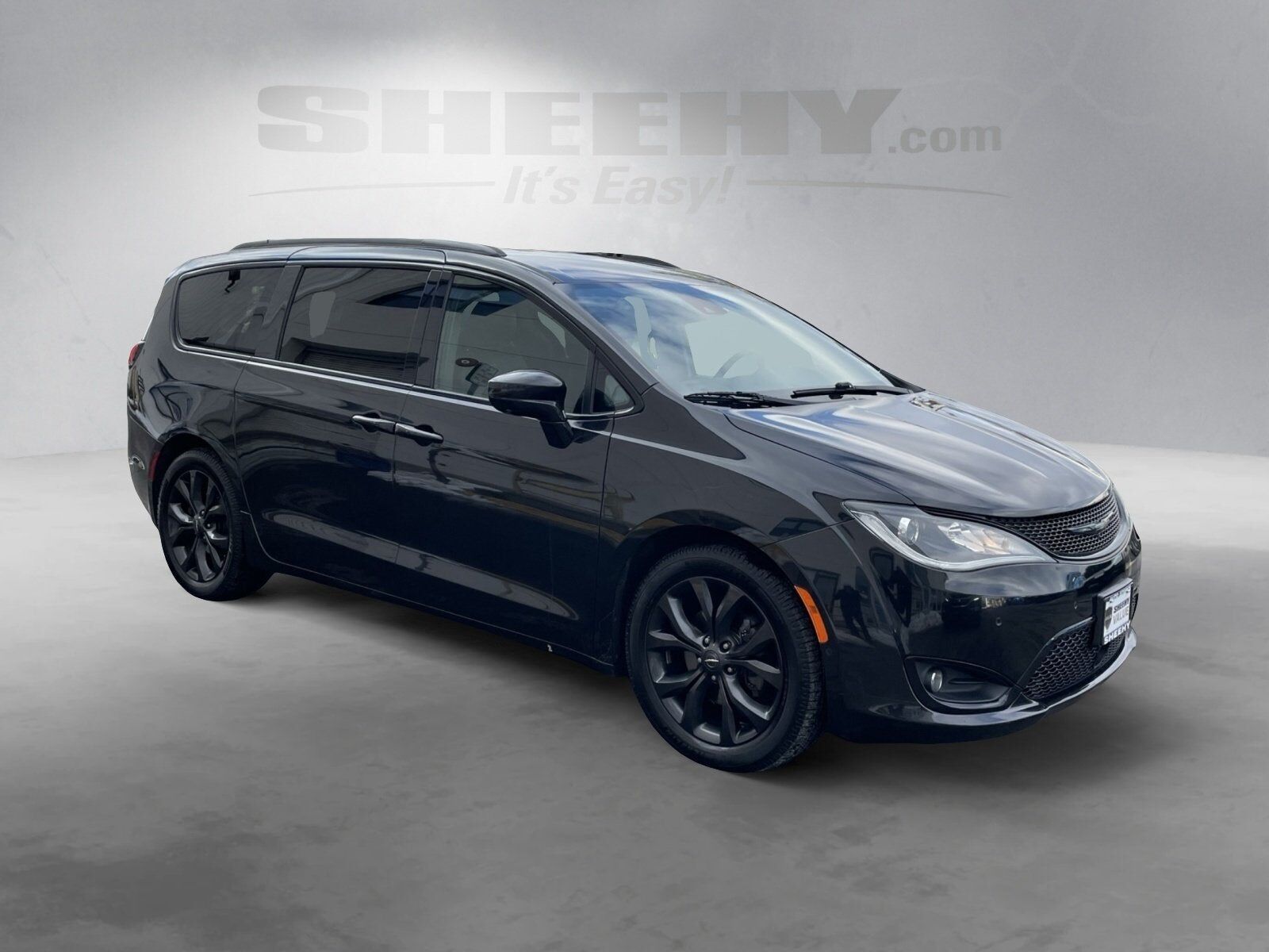 2019 CHRYSLER Pacifica