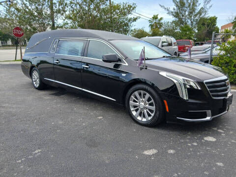 2018 CADILLAC Stretch Limousine