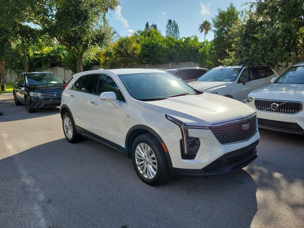 2024 CADILLAC XT4
