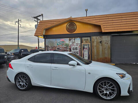 2017 LEXUS IS