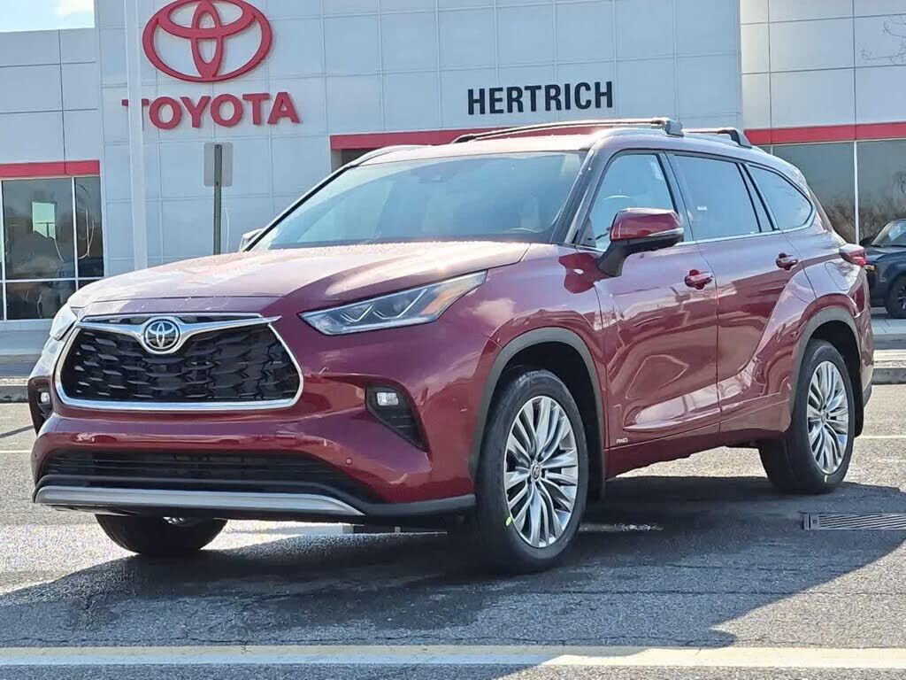 2026 TOYOTA Highlander