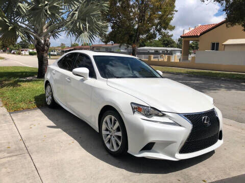 2015 LEXUS IS