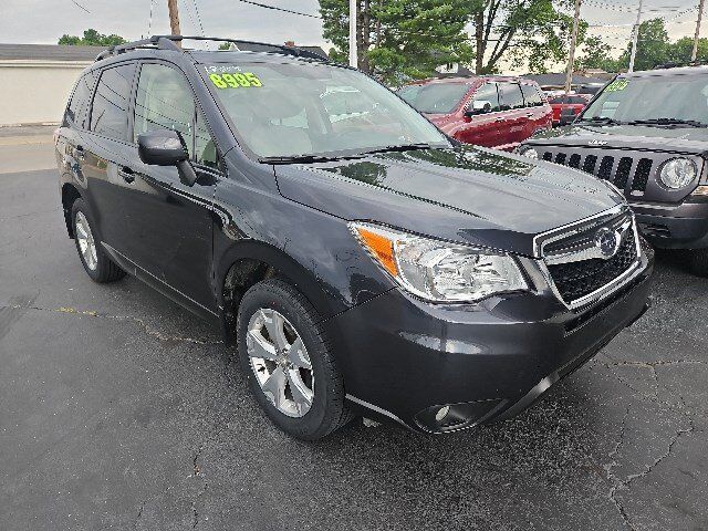 2016 SUBARU Forester