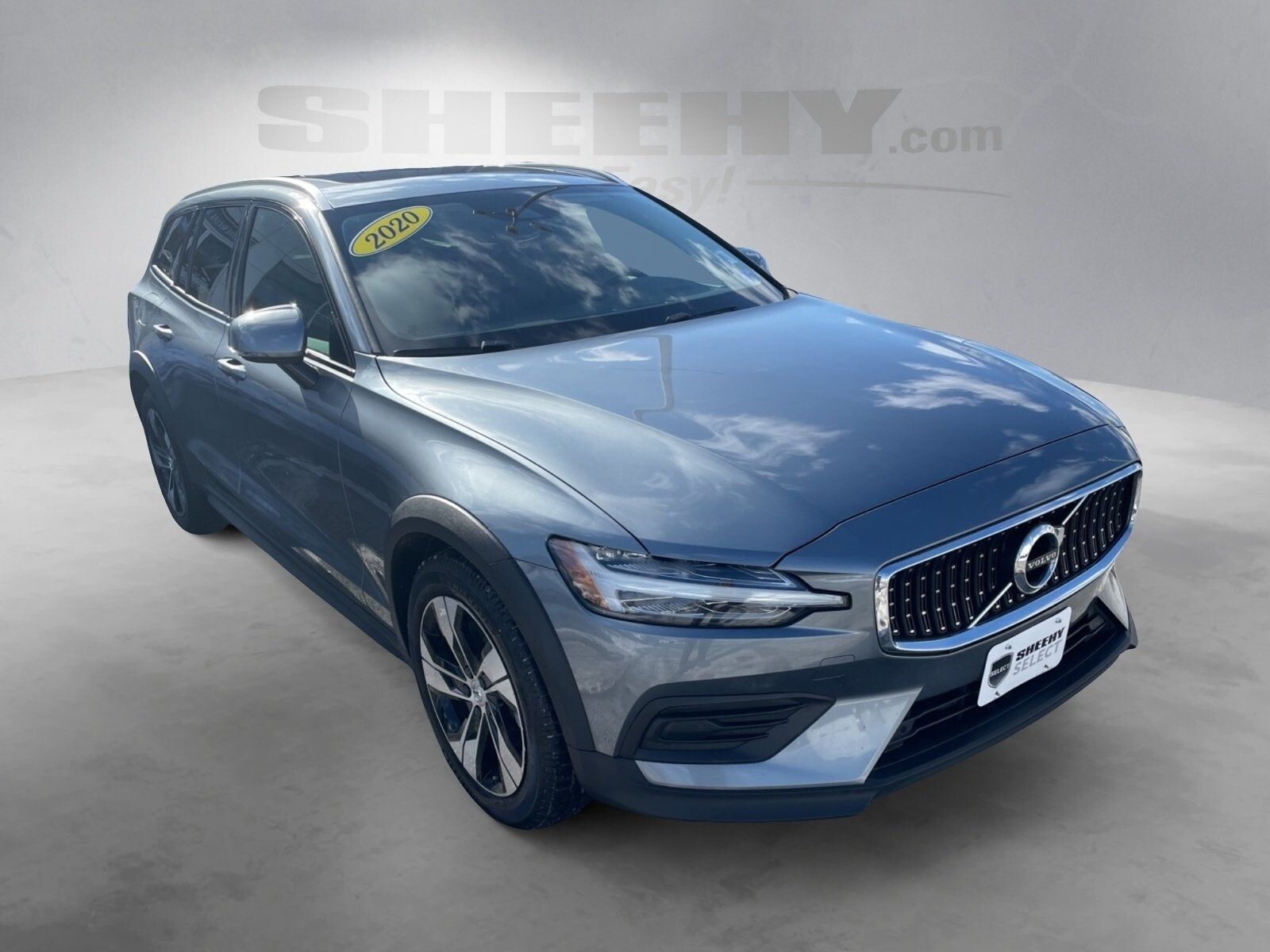 2020 VOLVO V60CC