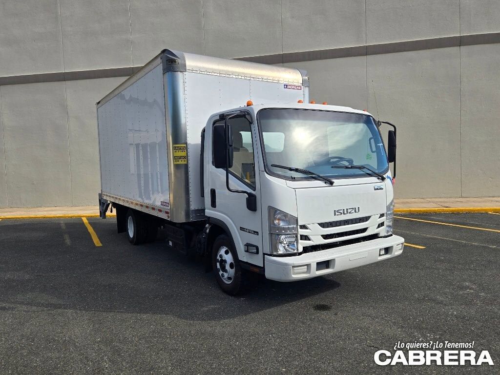 2022 ISUZU NPR-HD