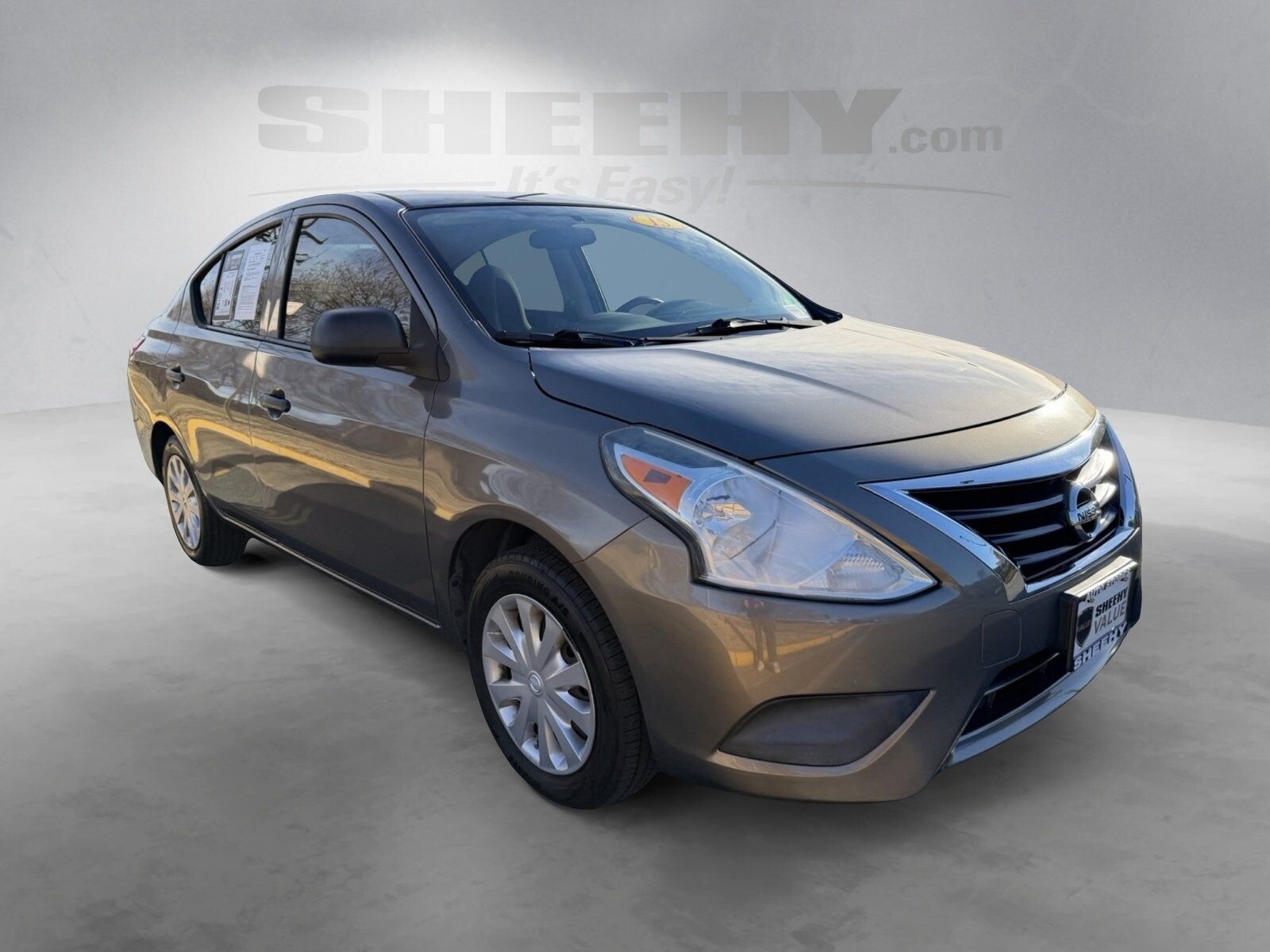 2015 NISSAN Versa