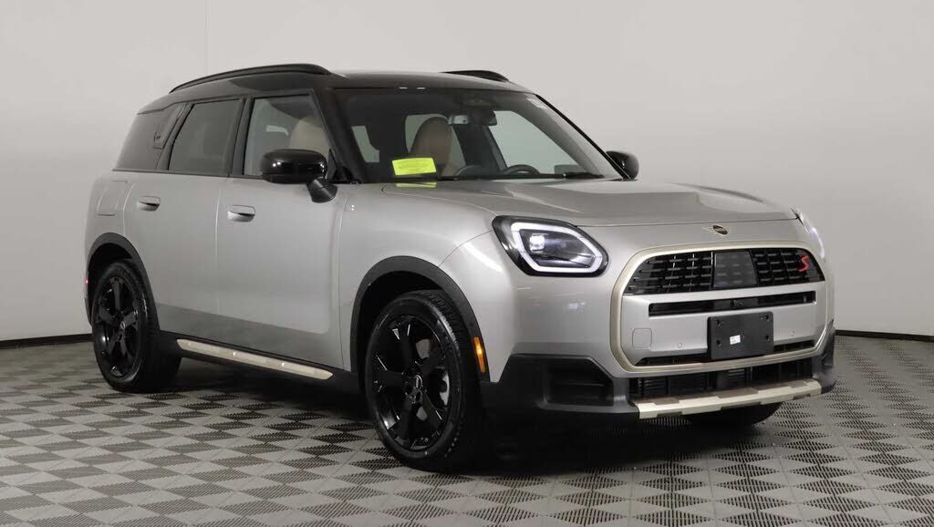 2025 MINI Countryman
