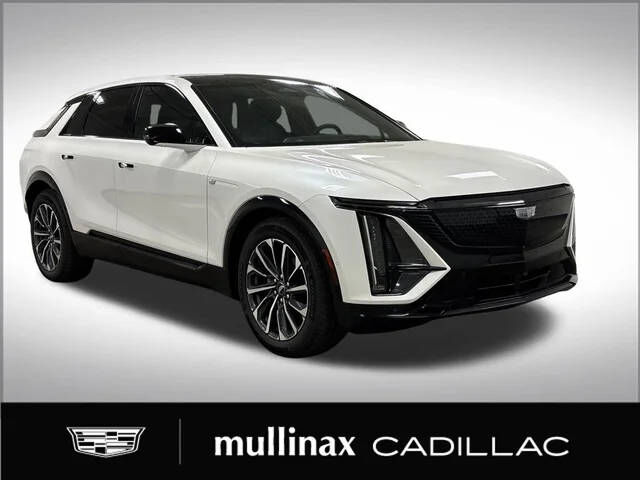 2025 CADILLAC Lyriq