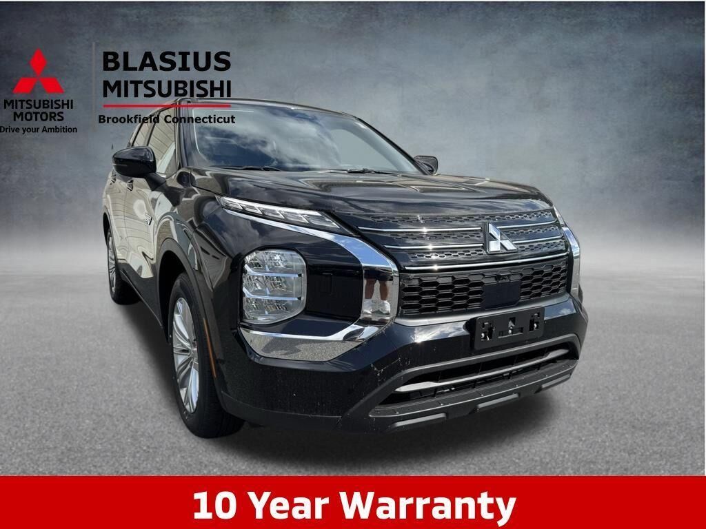 2025 MITSUBISHI Outlander