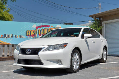 2013 LEXUS ES