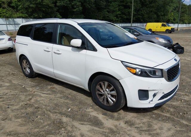 2016 KIA Sedona