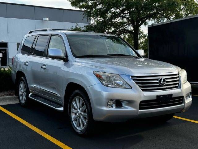 2011 LEXUS LX