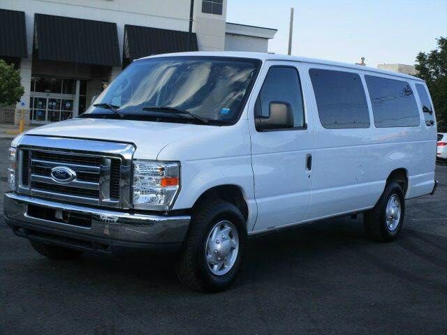 2013 FORD E-350