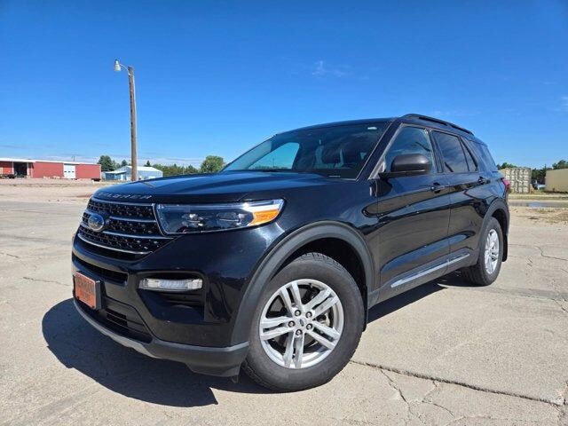 2021 FORD Explorer