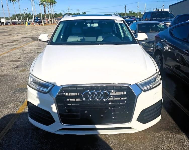 2016 Audi Q3