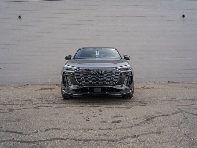 2027 Audi SQ6