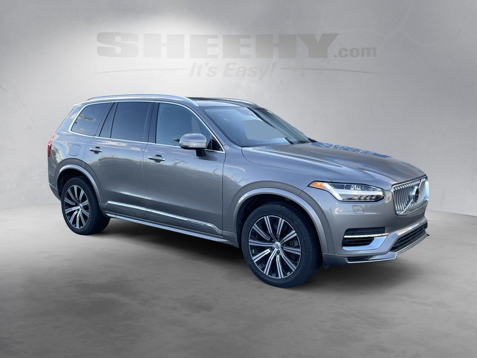 2021 VOLVO XC90
