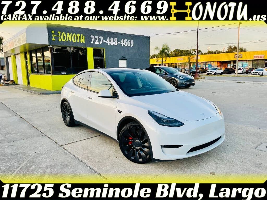 2023 TESLA Model Y