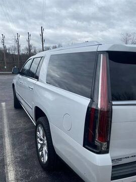 2019 CADILLAC Escalade ESV