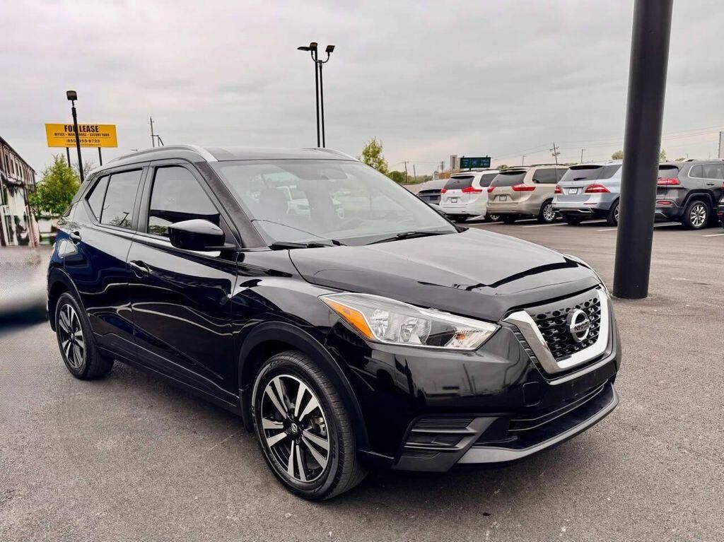 2019 NISSAN Kicks