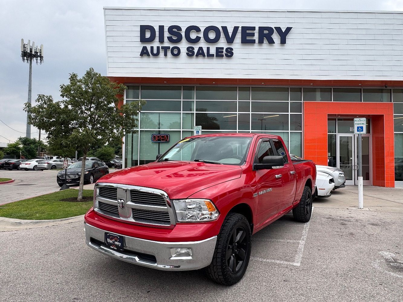 2012 DODGE Ram