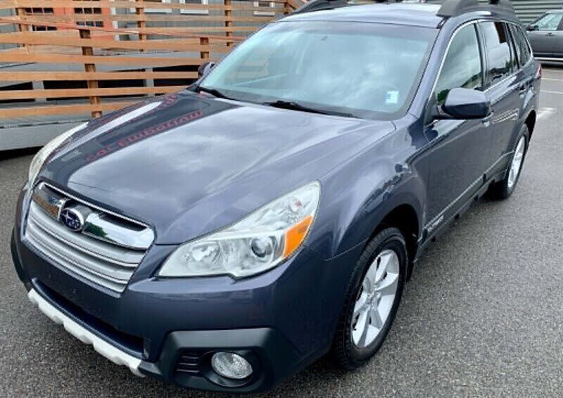 2014 SUBARU Outback