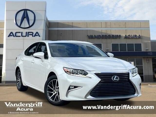 2017 LEXUS ES