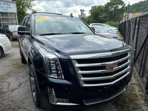 2019 CADILLAC Escalade