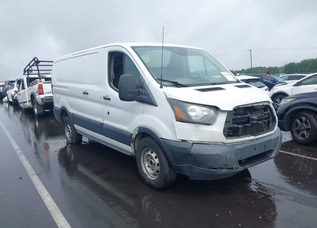 2018 FORD Transit