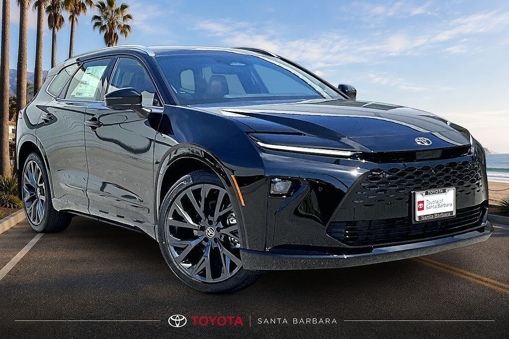 2026 TOYOTA Crown Signia