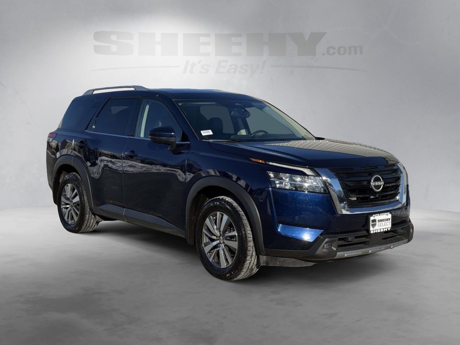 2022 NISSAN Pathfinder