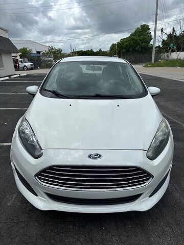 2015 FORD Fiesta