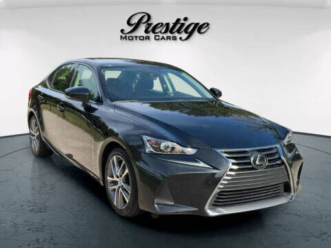 2019 LEXUS IS