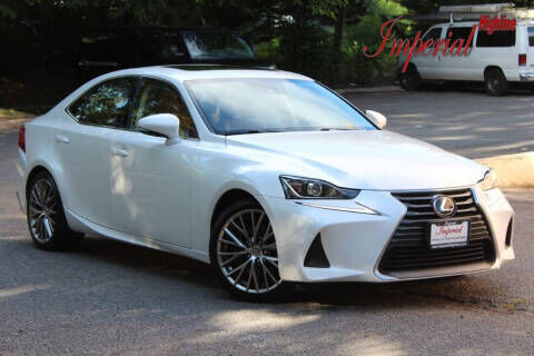2017 LEXUS IS