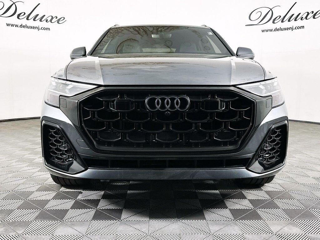 2024 Audi Q8