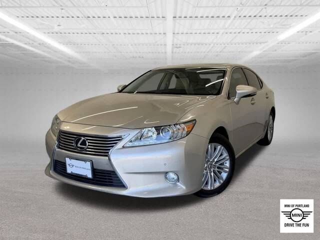 2013 LEXUS ES