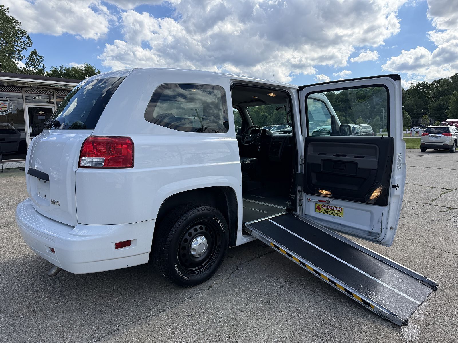 2014 AM GENERAL MV-1