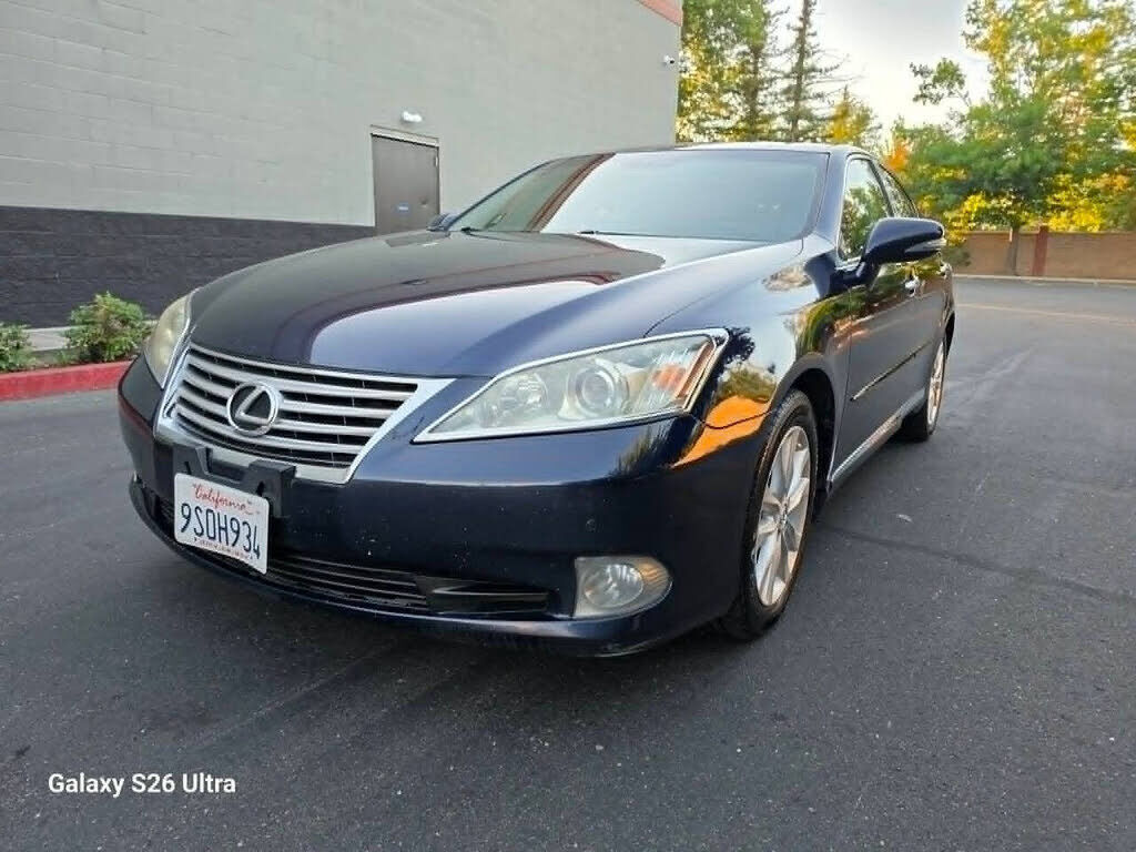 2011 LEXUS ES