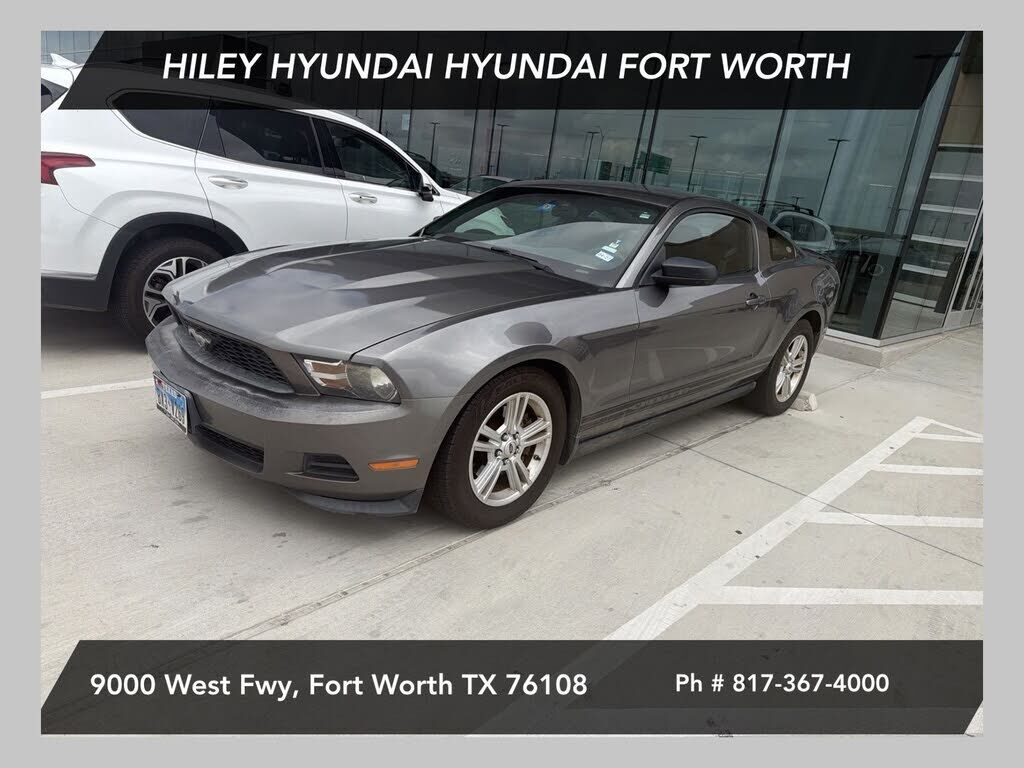 2011 FORD Mustang