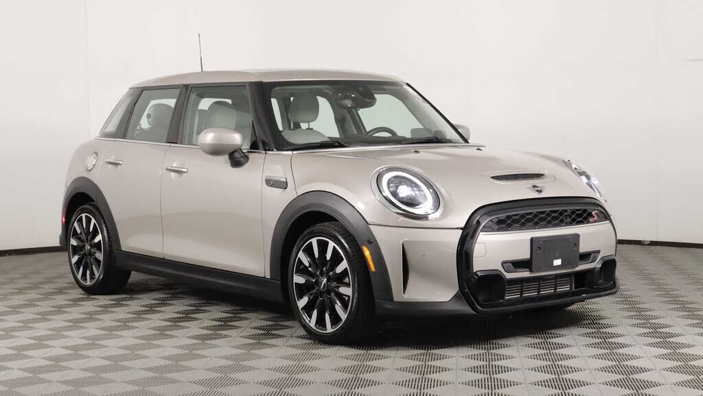 2023 MINI Hardtop