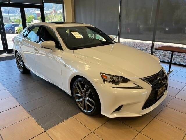 2015 LEXUS IS