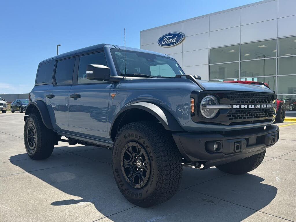 2025 FORD Bronco