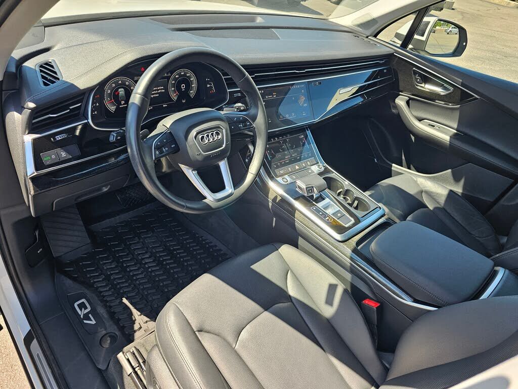 2023 Audi Q7