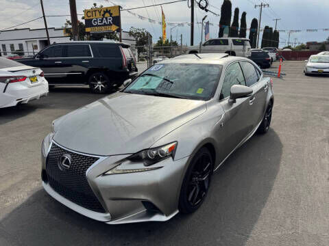 2015 LEXUS IS