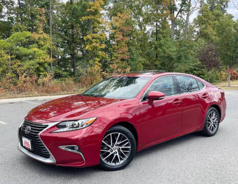 2017 LEXUS ES