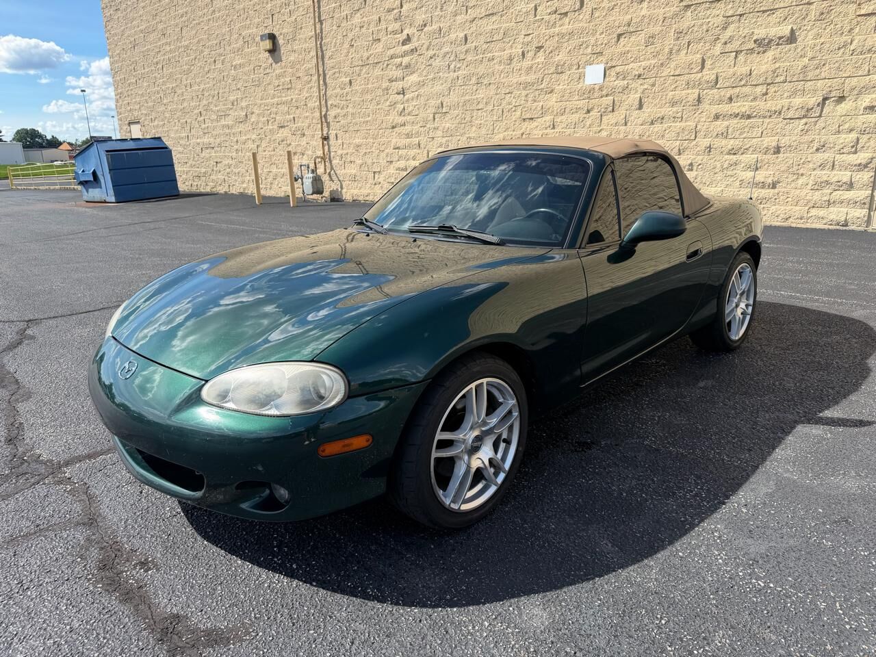 2001 MAZDA MX-5