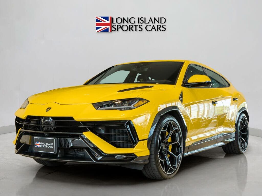 2024 LAMBORGHINI URUS