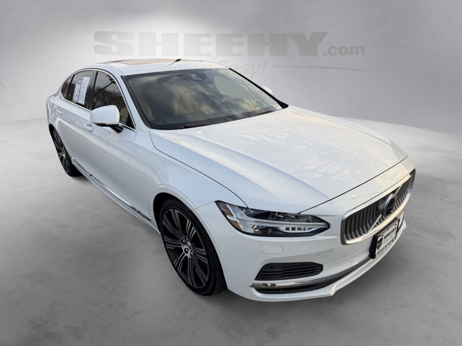 2021 VOLVO S90