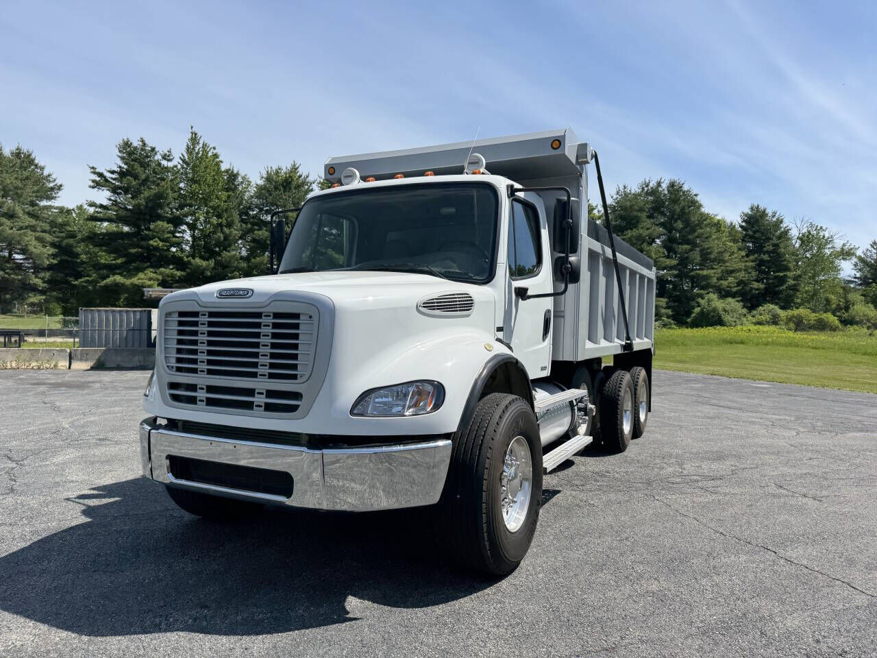 2008 FREIGHTLINER M2